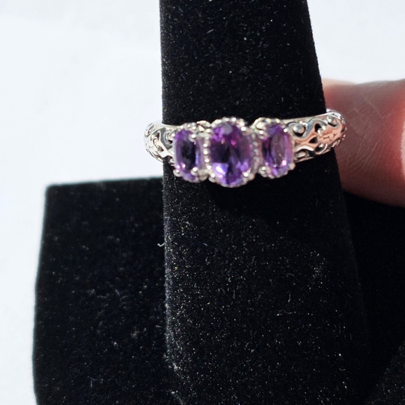 Genuine Amethyst Platinum over 925 Ring Size 8 - Picture 8 of 15